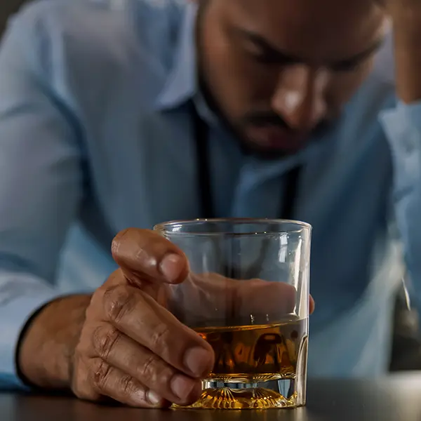 Difference Between Problem Drinking & Alcoholism